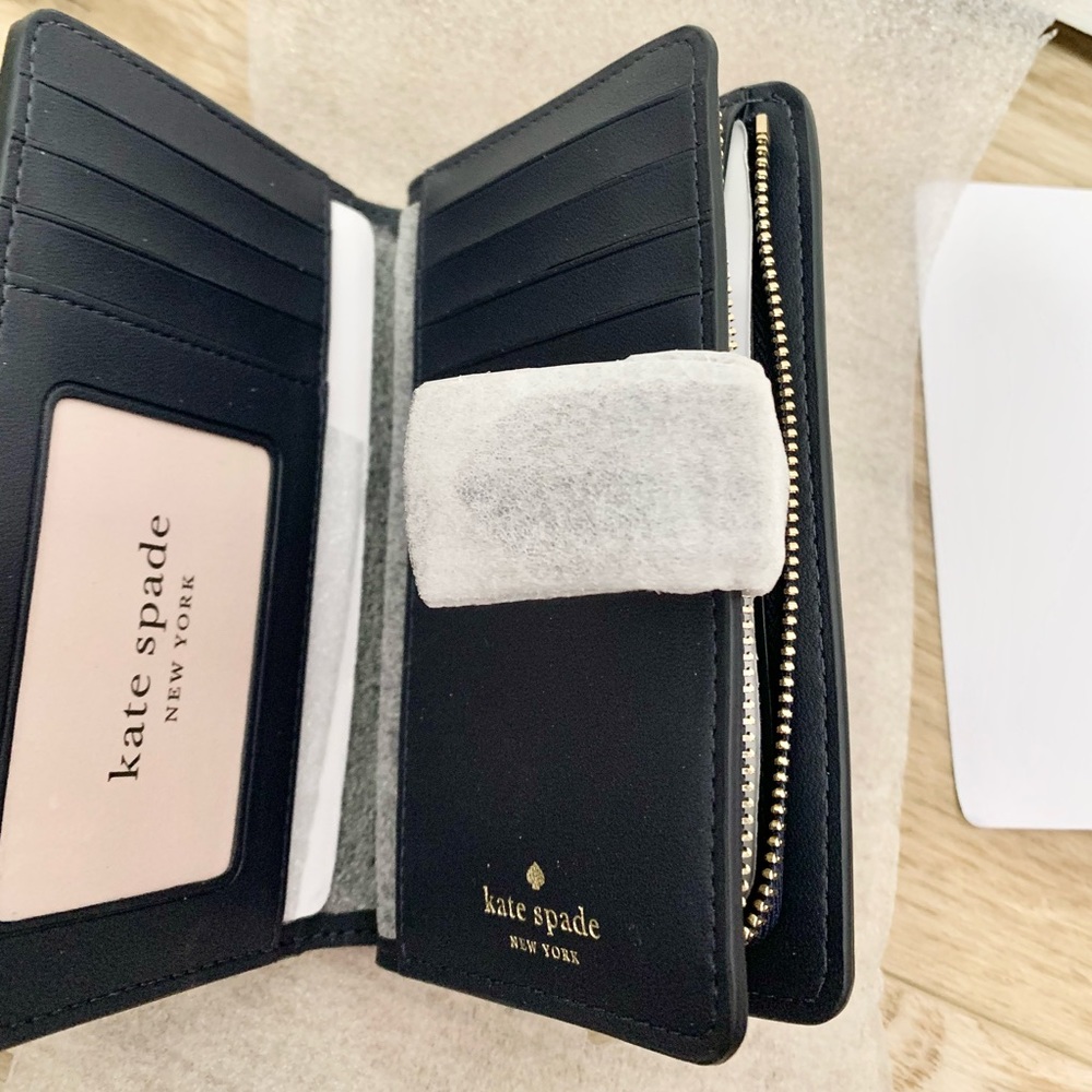 Kate Spade Orchard Toss Apple Staci Medium Wallet - NEW - Picture 6 of 10